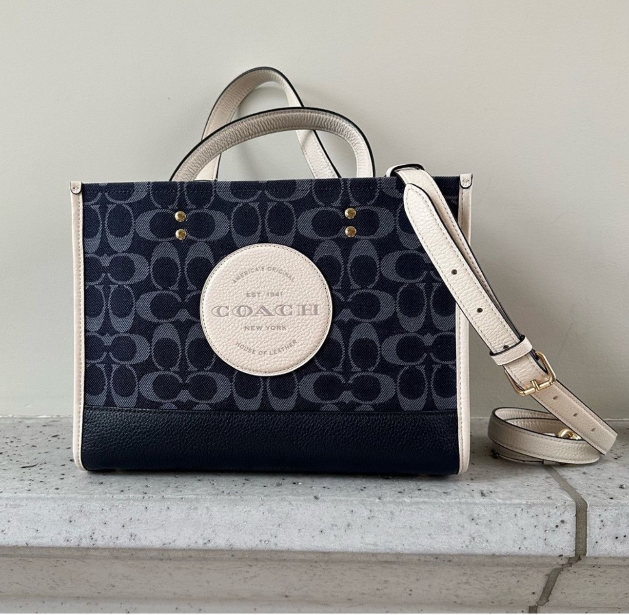 NWT Coach Dempsey Carryall In Signature Jacquard