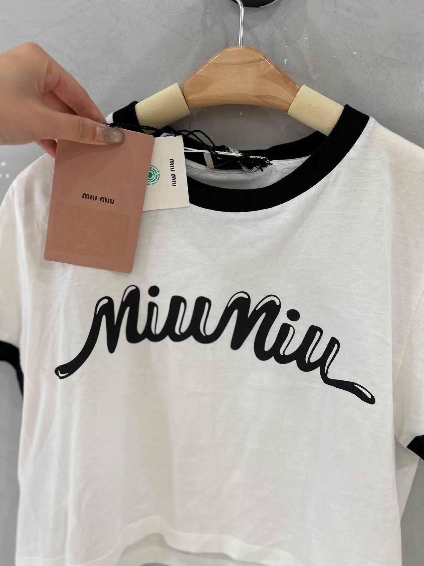 Miu Miu MIU MIU 24 H Letter Logo Horizontal Short Sleeve Crop L Size L / US 10 / IT 46 - 2 Thumbnail