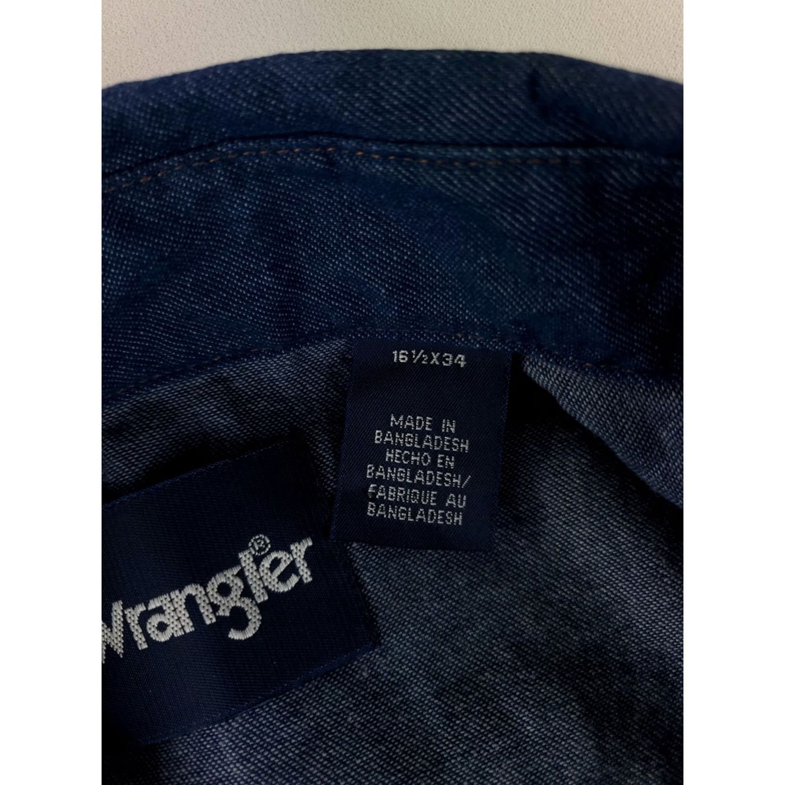 Wrangler Wrangler Shirt Pearl Snap Blue Long Sleeve Western Mens L 16.5-34 Blue Mens Shirt Pearl Snap Long Sleeve Western Wrangler 16.5-34 Size US L / EU 52-54 / 3 - 3 Thumbnail