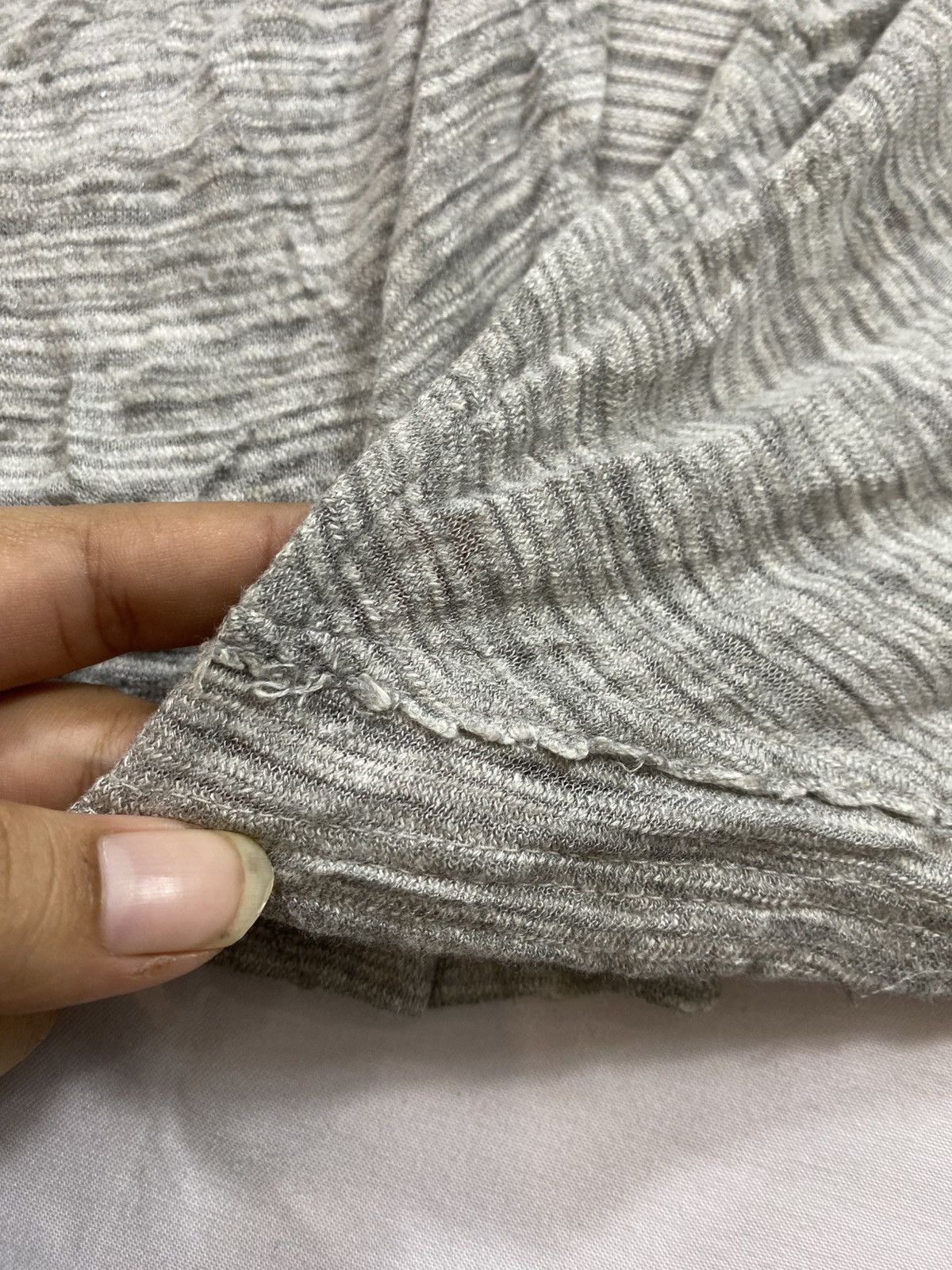 Tornado Mart Tornado Mart Distressed Cardigan Longslevee Size US M / EU 48-50 / 2 - 4 Thumbnail