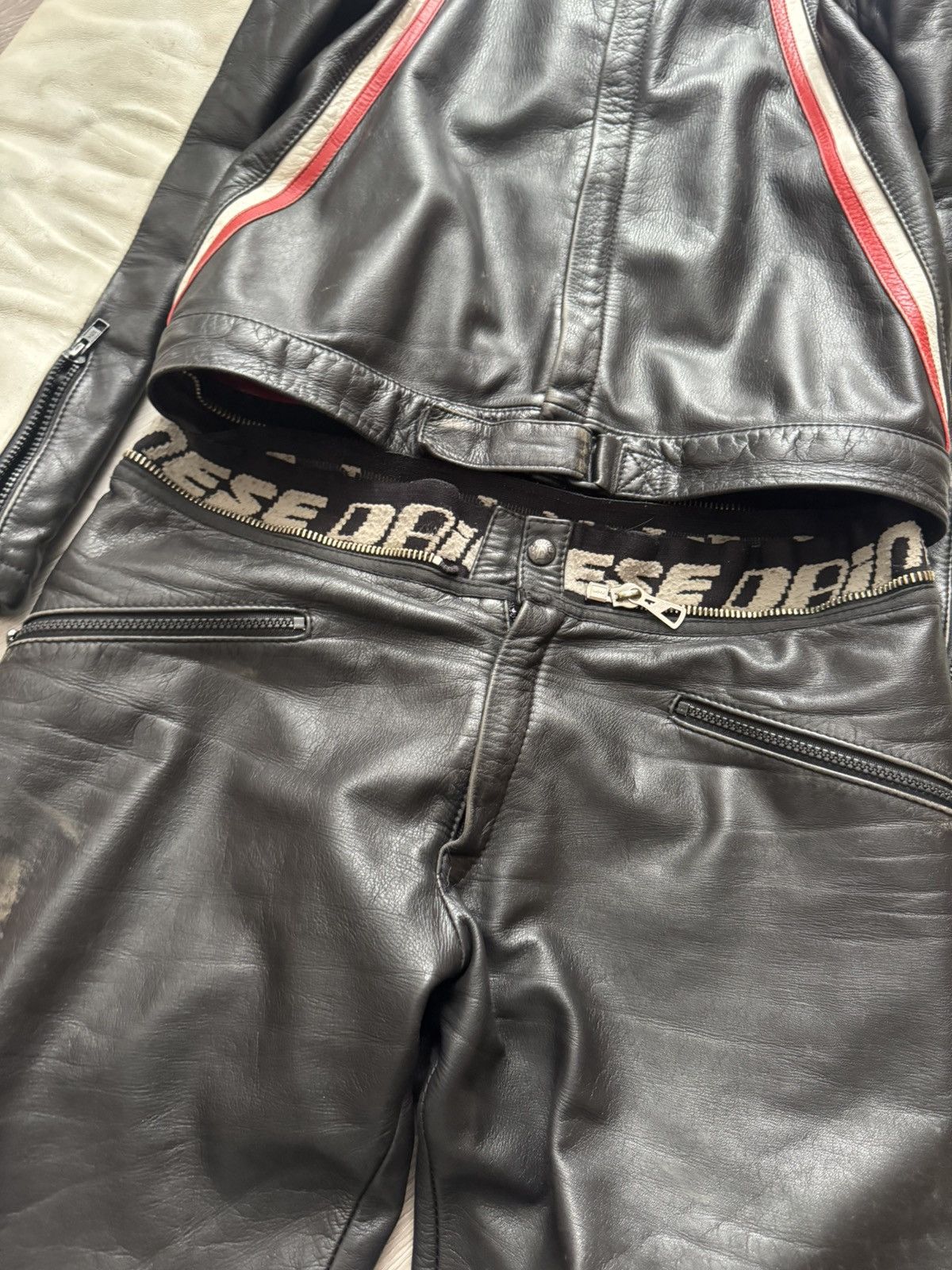 Dainese Dainese Vintage Tracksuit Overalls Racing Moto Leather Size US S / EU 44-46 / 1 - 14 Thumbnail