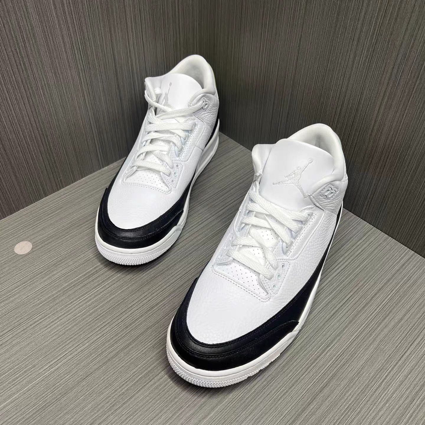 Jordan Brand Air Jordan 3 Fragment Basketball Shoes K15 Size US 12 / EU 45 - 1 Thumbnail