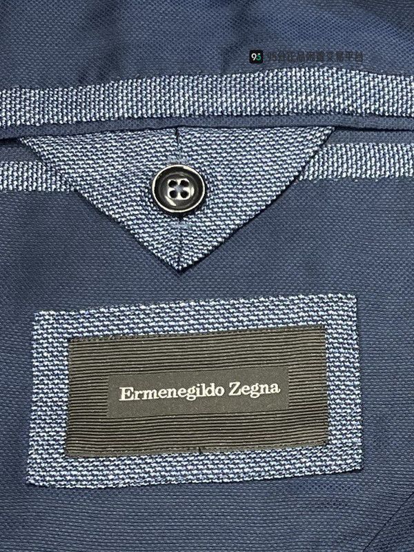 Ermenegildo Zegna Zegna Men's Light Blue Classic Suit. Size US L / EU 52-54 / 3 - 4 Thumbnail