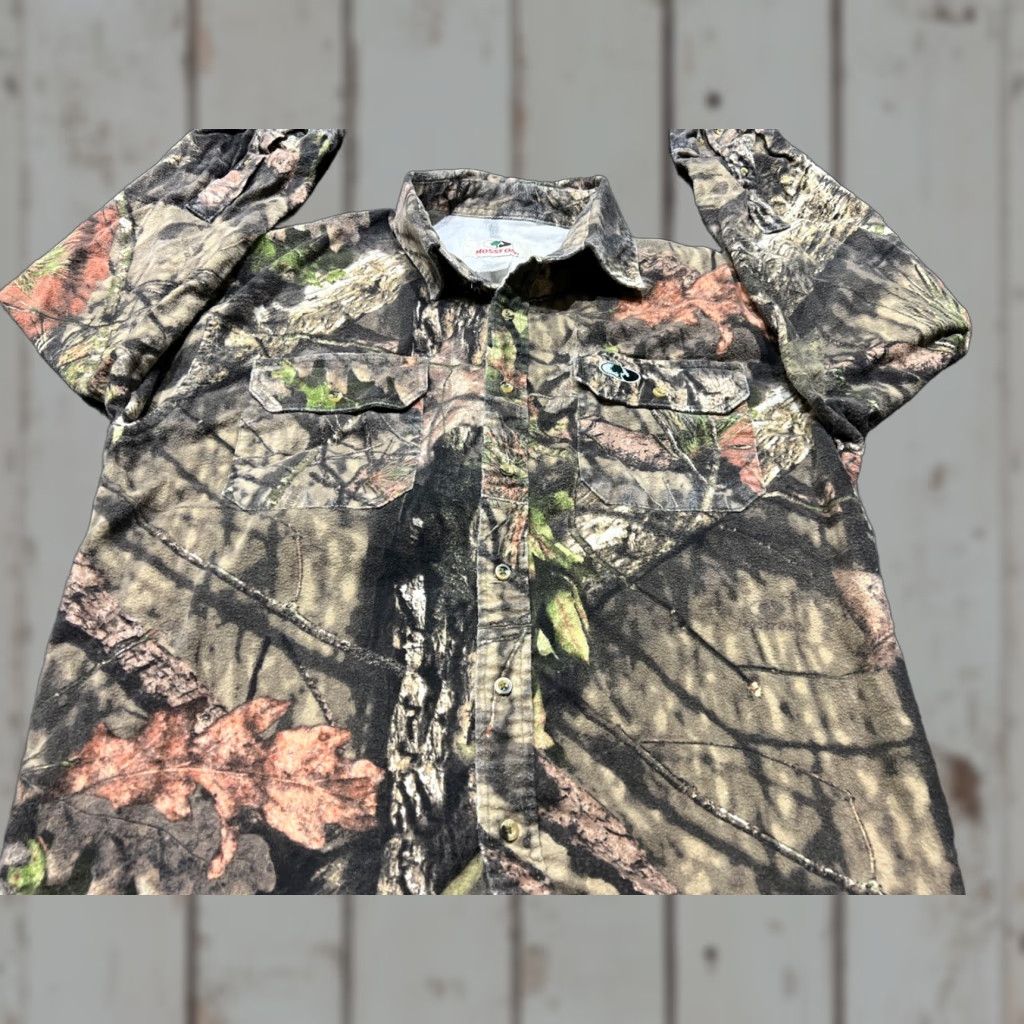 Vintage VINTAGE Mossy Oak Men’s Button-Up Shirt Long Sleeve Fleece Camouflage Country Hunting Large Size US L / EU 52-54 / 3 - 1 Thumbnail