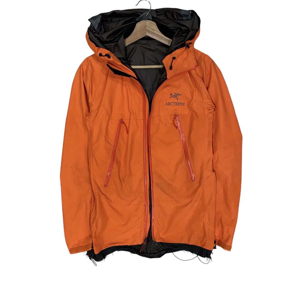 Arc'teryx vintage arcteryx tau light jacket | Grailed