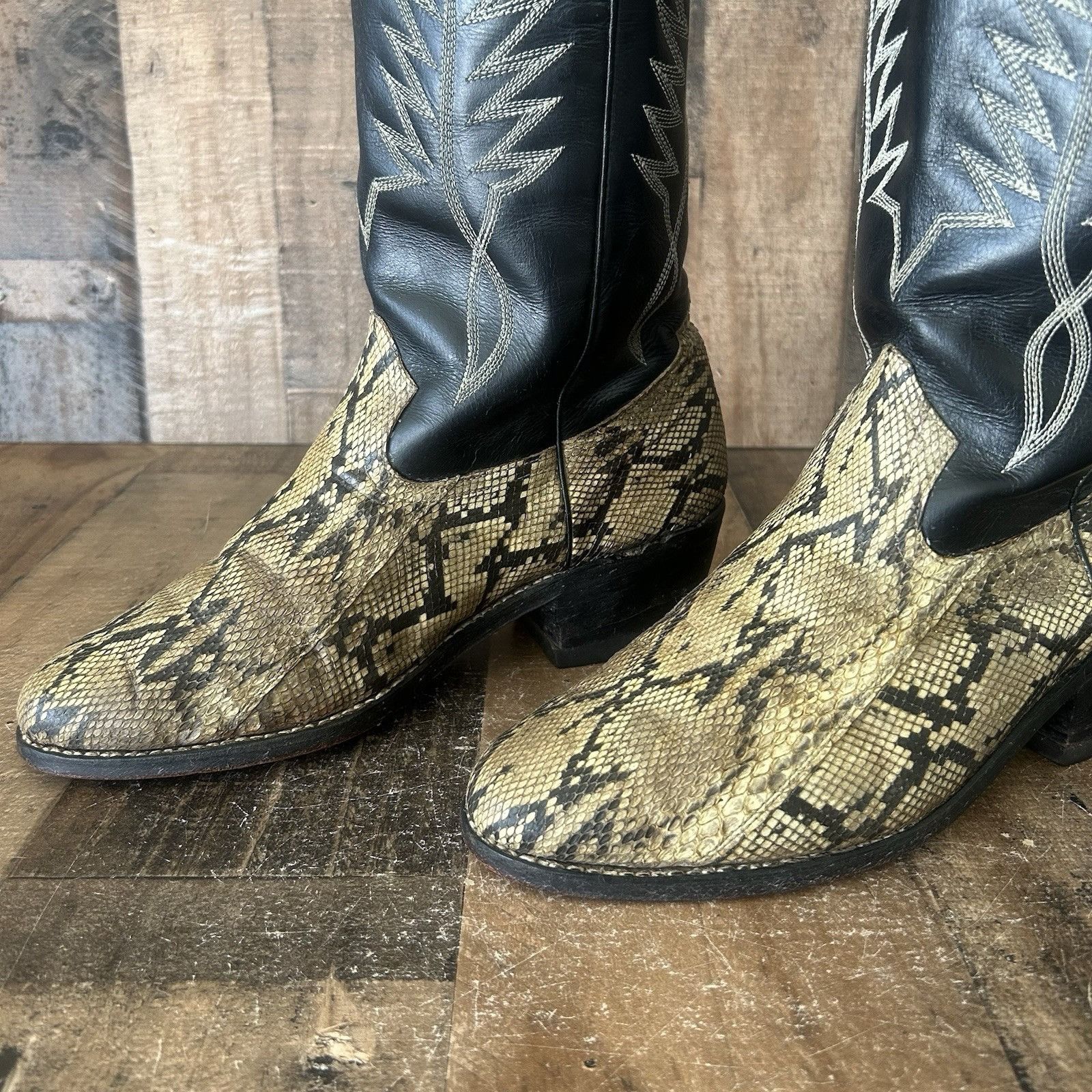 Vintage Custom Vtg Unbranded Snakeskin Cowboy Boots Mens 10 D Size US 10 / EU 43 - 9 Thumbnail