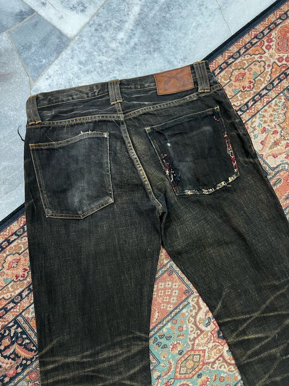 If Six Was Nine × Japanese Brand Vintage Roar Love And Peace Distress Denim Jeans Size US 32 / EU 48 - 9 Thumbnail