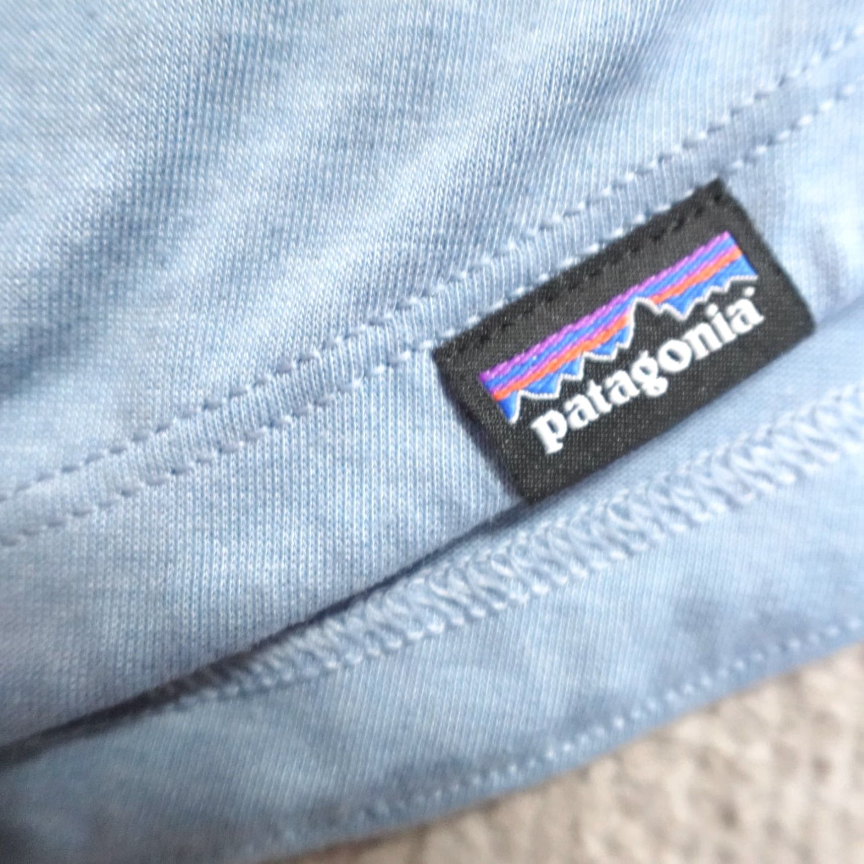 Patagonia Patagonia Capilene Womens Shirt Small Blue Heather Solid Airchaser Size S / US 4 / IT 40 - 3 Thumbnail