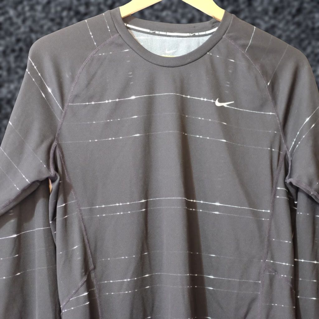 Nike Nike Long Sleeve Shirt Adult M Mens Black White Logo Stretch Crew Neck Size US M / EU 48-50 / 2 - 1 Thumbnail