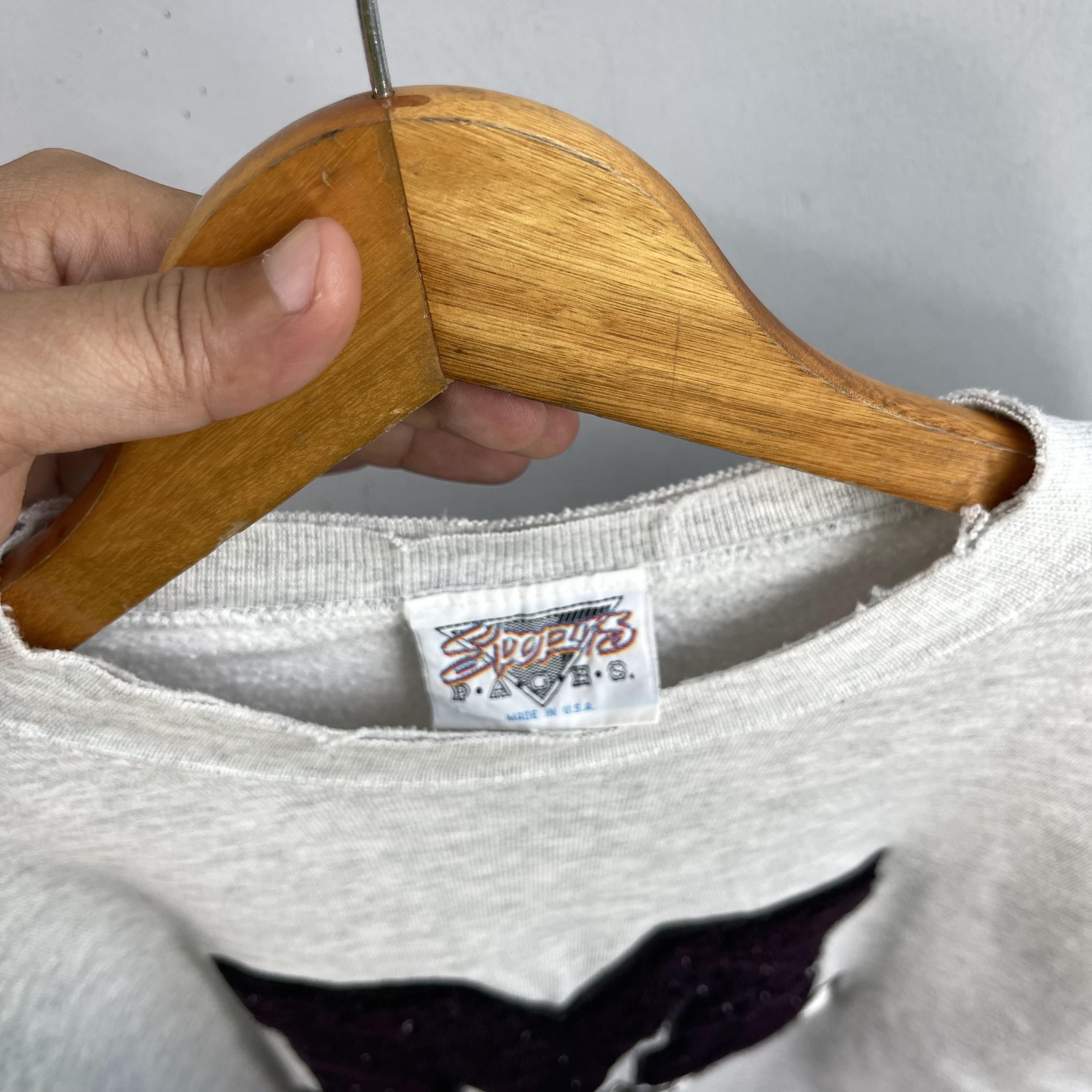 Vintage Vintage McHENRY County Spellout Embrodiery Sweatshirt Size US L / EU 52-54 / 3 - 7 Thumbnail