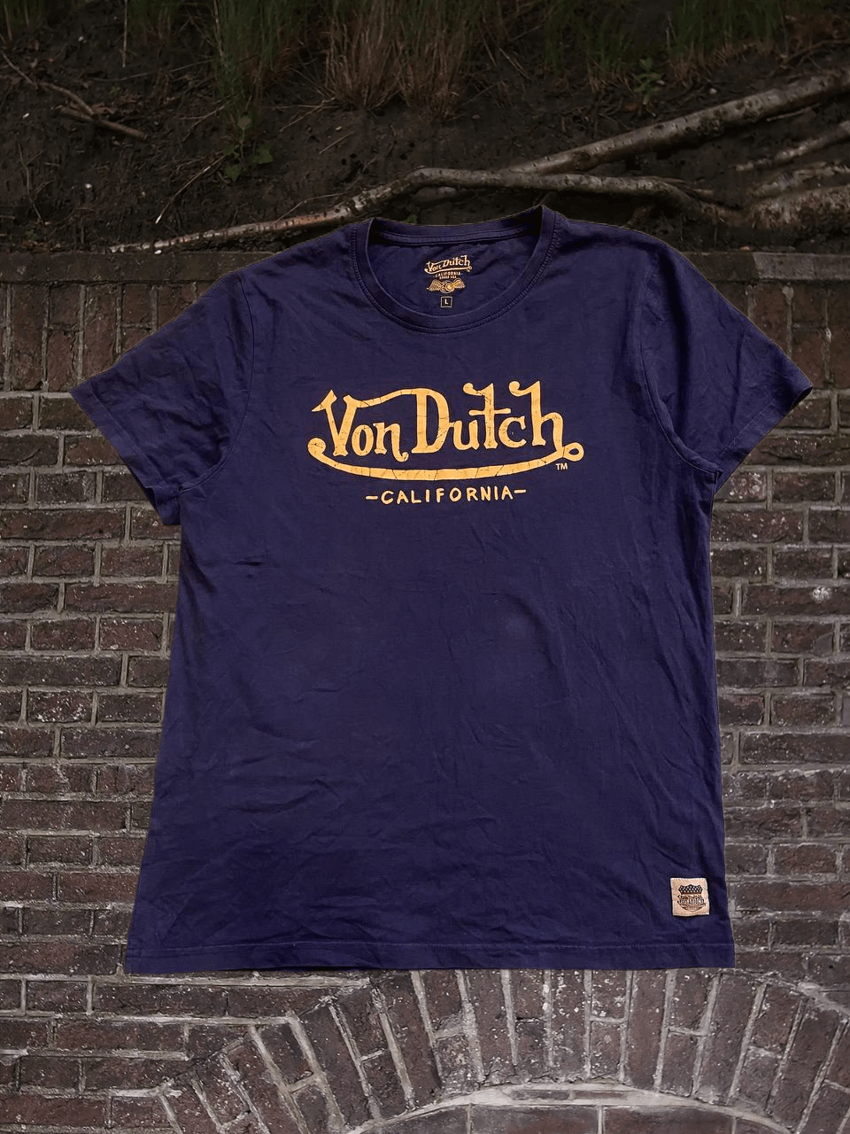 Von Dutch Vintage Von Dutch T-Shirt CENTER LOGO STREETWEAR FADED Size US L / EU 52-54 / 3 - 1 Thumbnail