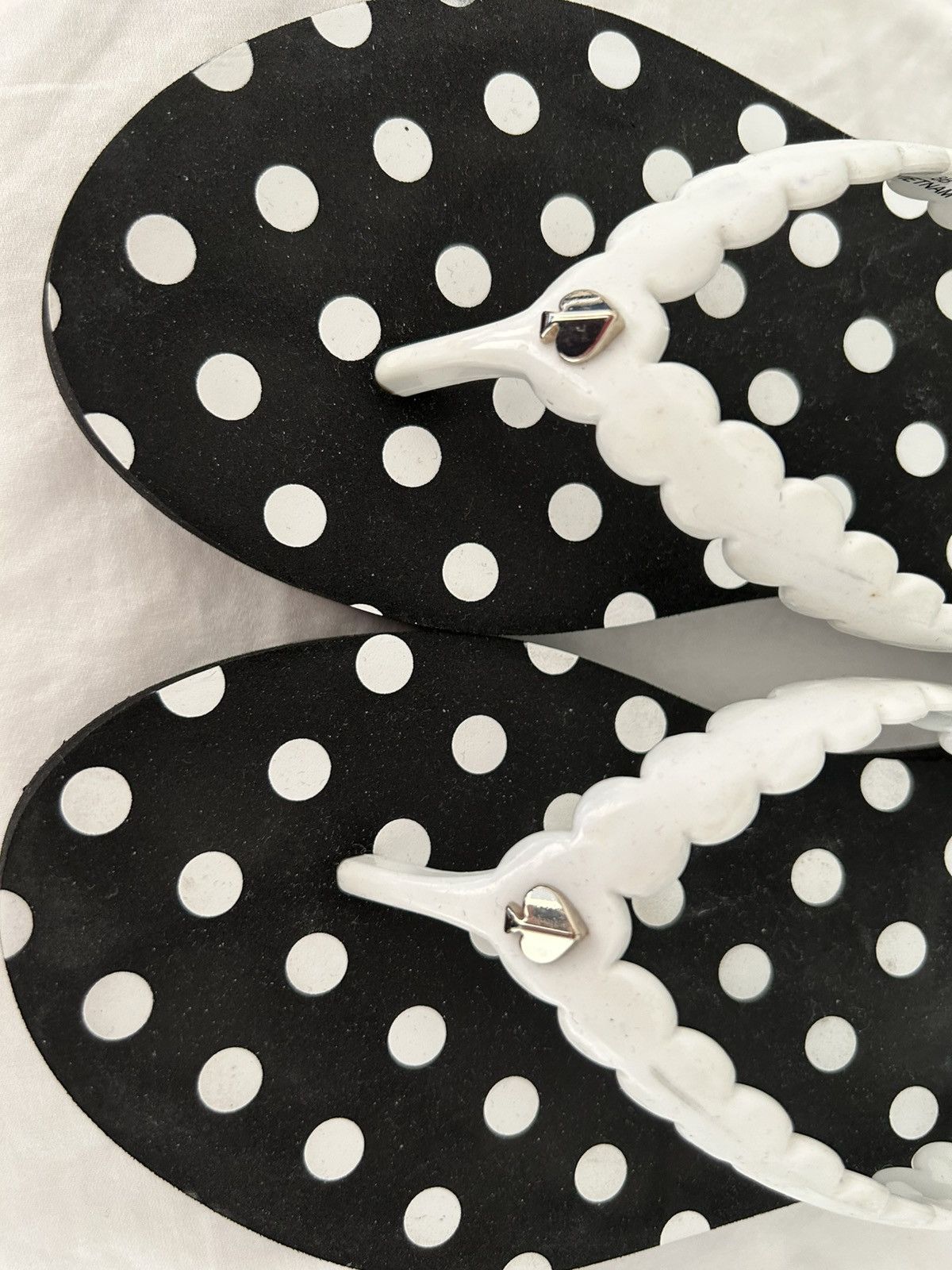 Kate Spade Kate Spade New York Polka Dot Flip-Flops – Size 8 Size US 8 / IT 38 - 4 Thumbnail