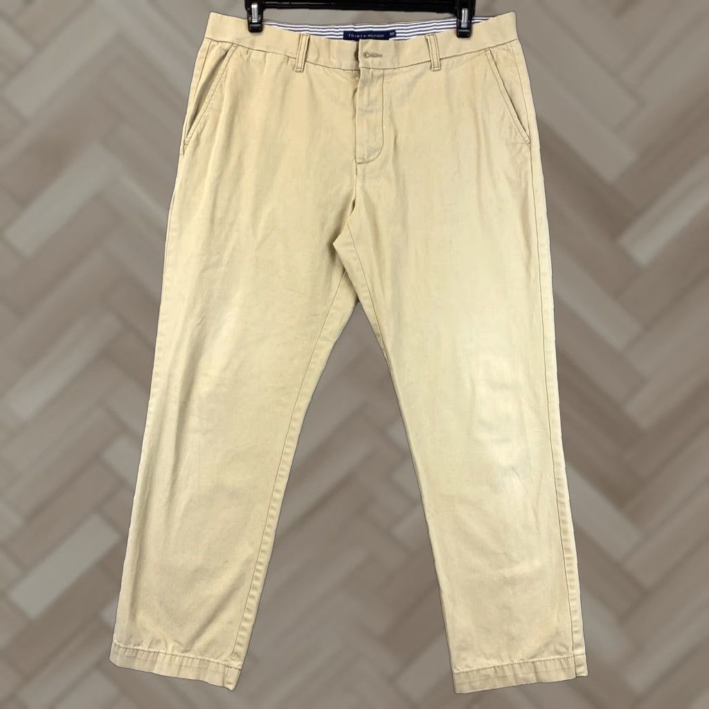 Tommy Hilfiger Tommy Hilfiger Pants Mens Tan Chino Straight Leg Mid Rise 36/30 Regular Belt Loops 30in Inseam Size US 36 / EU 52 - 1 Thumbnail