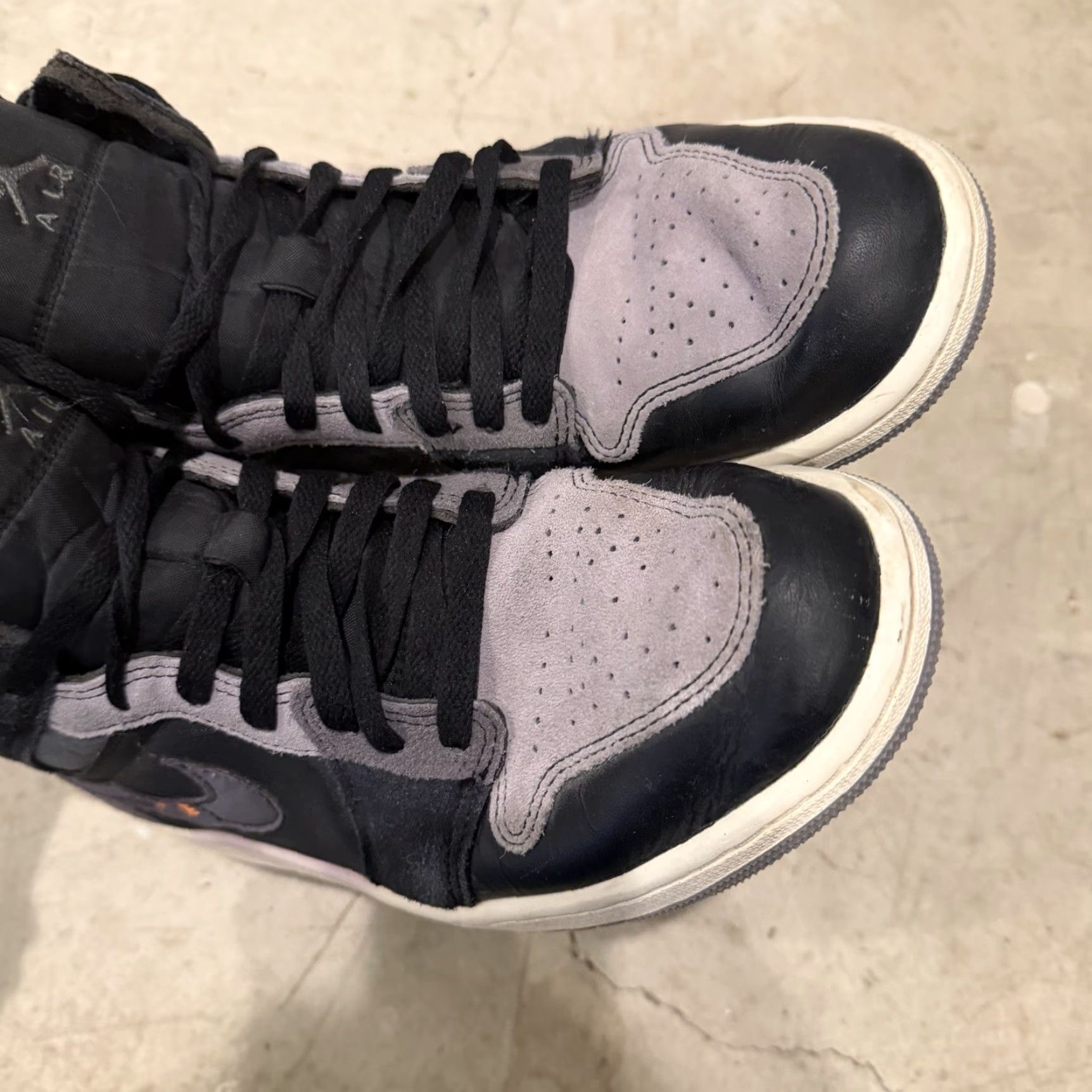 Jordan Brand Nike Air Jordan 1 Mid SE Craft ‘Inside Out’ Black Mens Size 9 Sneaker Casual 2022-05-10 0 Size US 9 / EU 42 - 6 Thumbnail