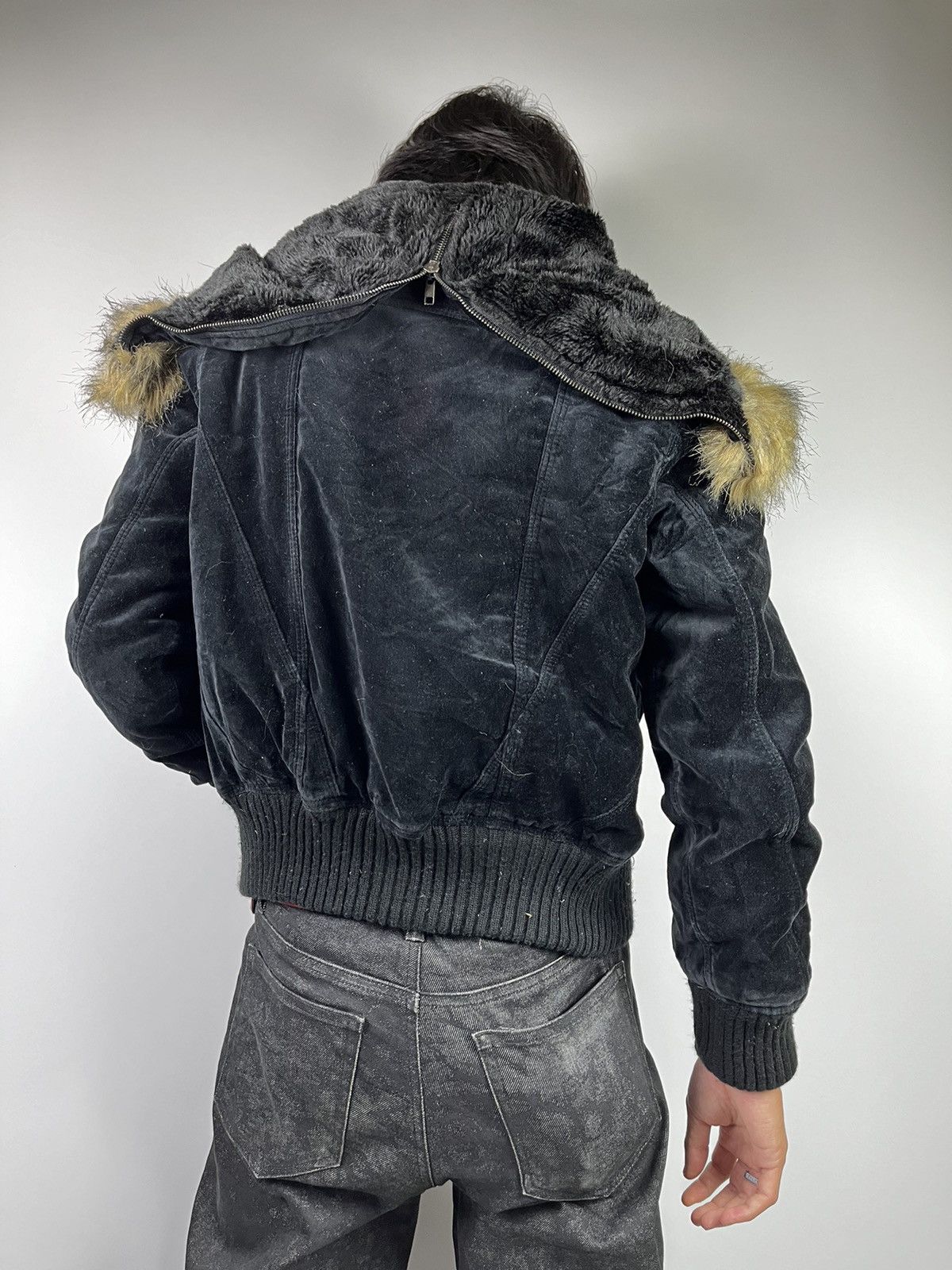ジャケット・アウター Vkei Black fur jacket Japanese Clear Black Fur Puffer Jacket Vkei Style