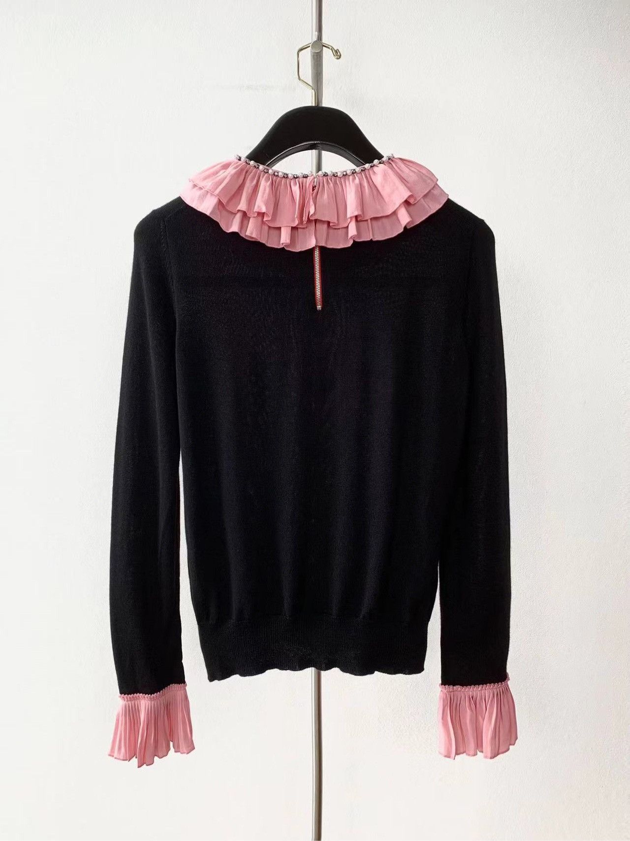 Gucci Gucci Women's Ruffled Colorblocked Wool Sweater Size M / US 6-8 / IT 42-44 - 2 Thumbnail
