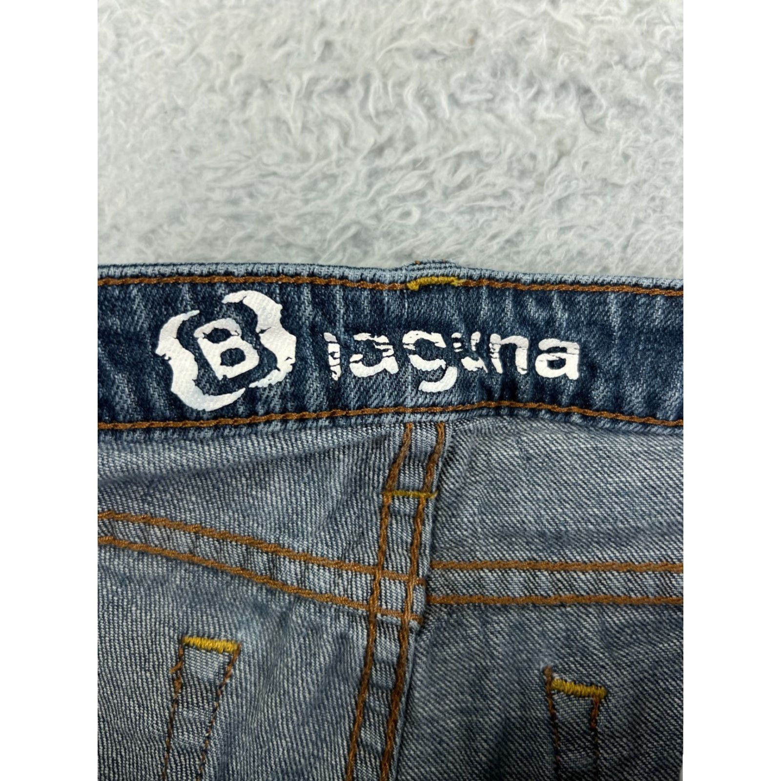 Vintage Bullhead Jeans 3 Blue Denim Laguna Bootcut Cotton Blend Low Rise 26x30 Womens Jeans Size 26" / US 2 / IT 38 - 3 Thumbnail