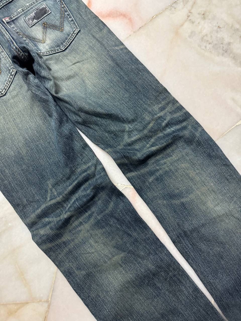 Wrangler VINTAGE WRANGLER FADED DISTRESSED BLUE JEANS Y2K Size US 29 - 16 Thumbnail
