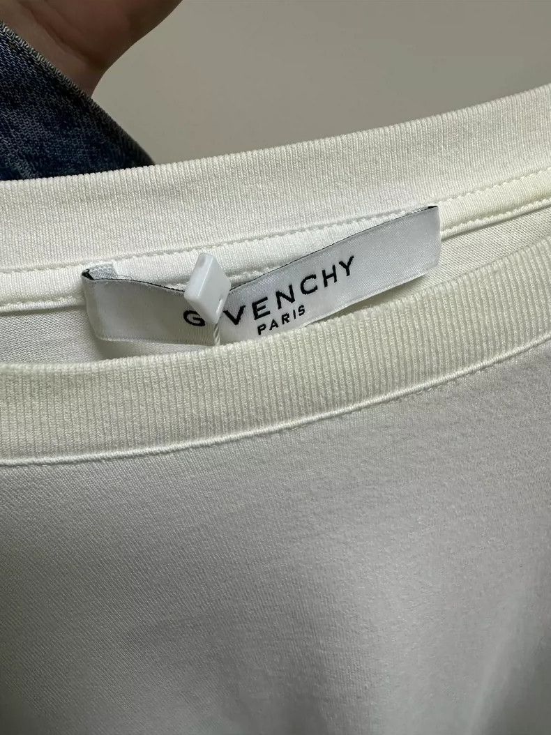 Givenchy Givenchy White Graffiti Short-Sleeve T-Shirt Size US XL / EU 56 / 4 - 4 Thumbnail