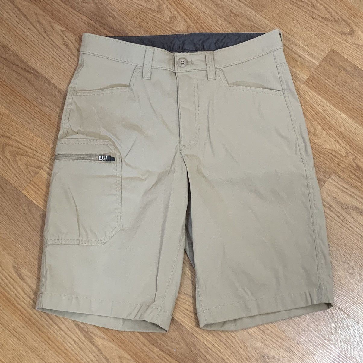 Eddie Bauer Sz 30- Eddie Bauer Rainer Shorts (Tan) Size US 30 / EU 46 - 1 Thumbnail