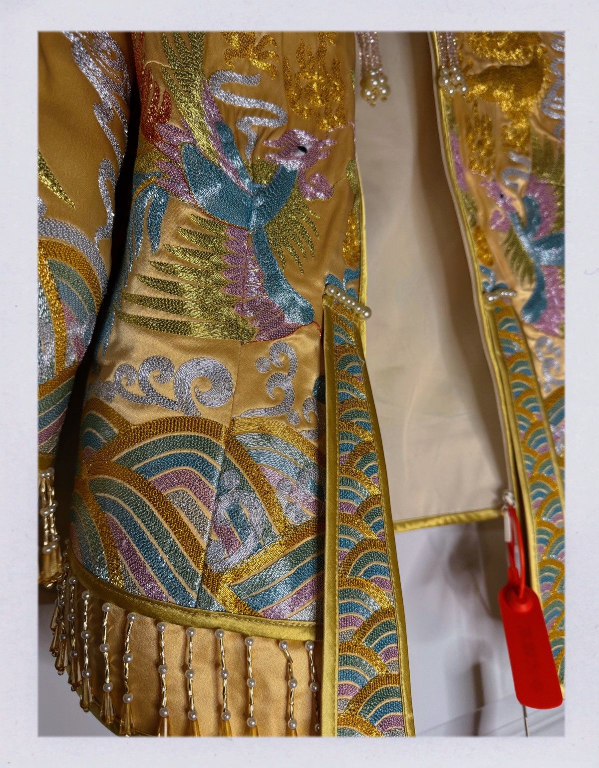 Other Beautiful Gold Embroidered Traditional Chinese Wedding Dress Size XL / US 12-14 / IT 48-50 - 7 Thumbnail