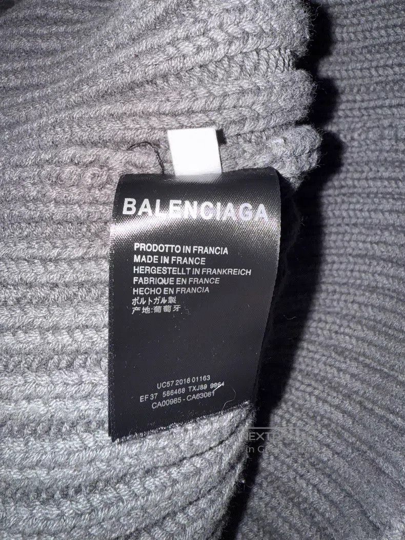Balenciaga Balenciaga Black and gray striped hoodie Size US S / EU 44-46 / 1 - 3 Thumbnail