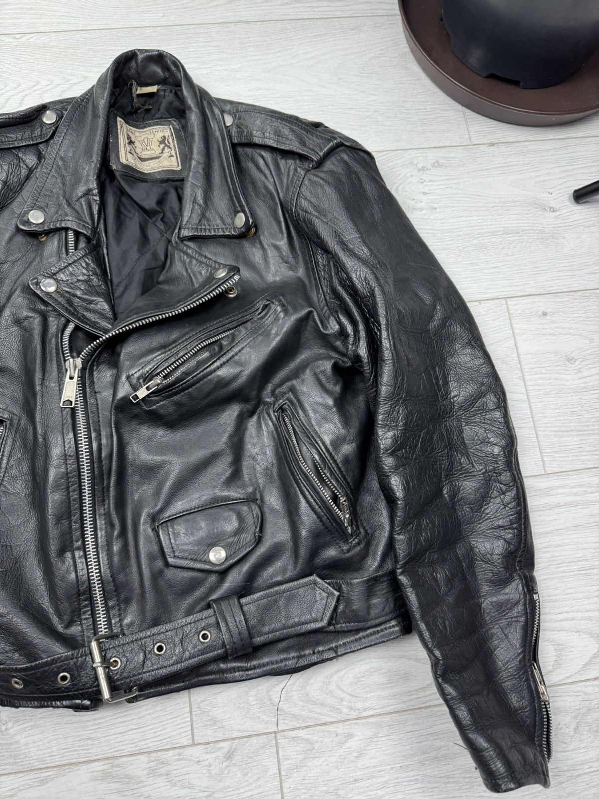 Genuine Leather Vintage distressed Black ramones biker leather jacket Size US S / EU 44-46 / 1 - 3 Thumbnail