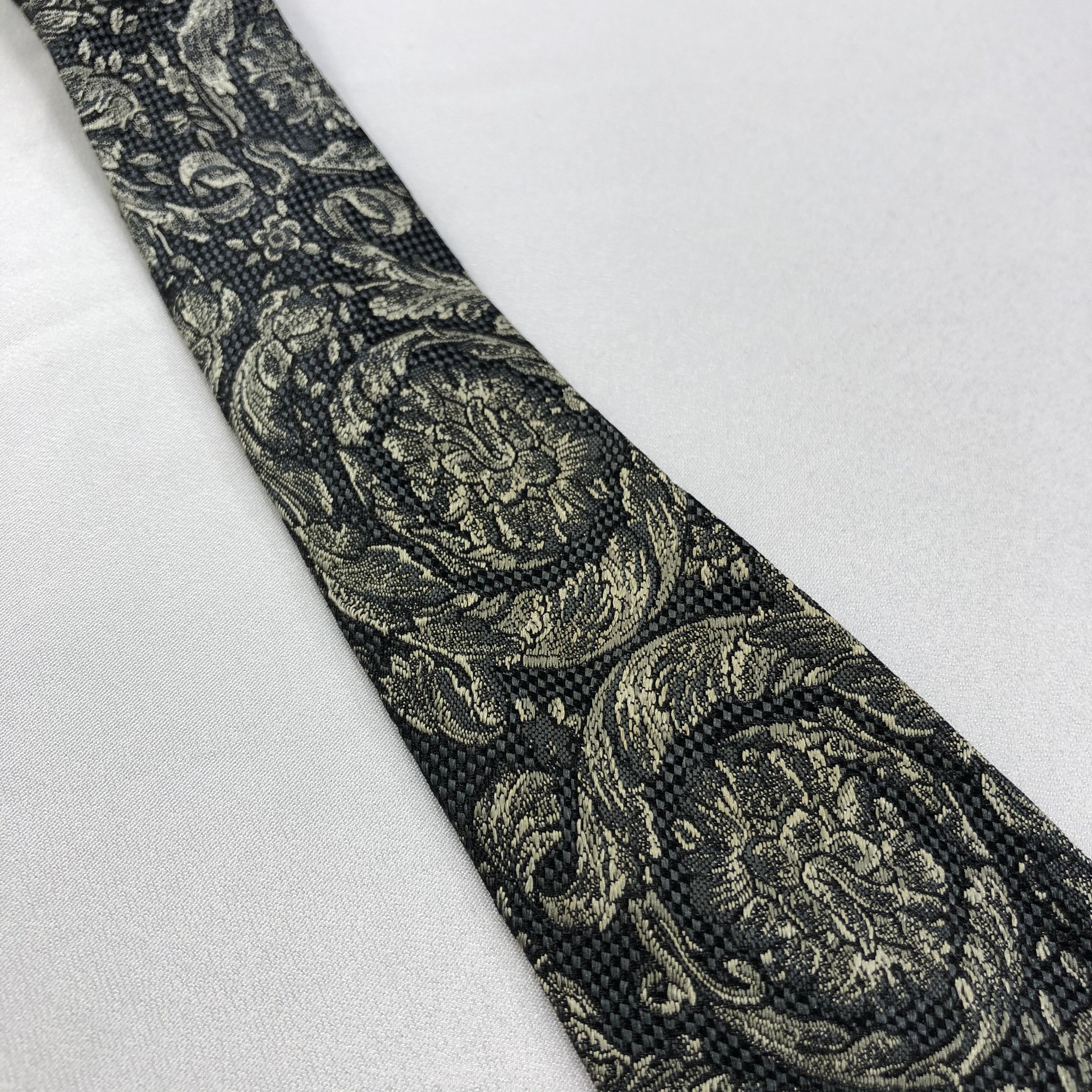 Versace × Vintage Gianni Versace Baroque Silk Neck Ties T64 Size ONE SIZE - 7 Thumbnail