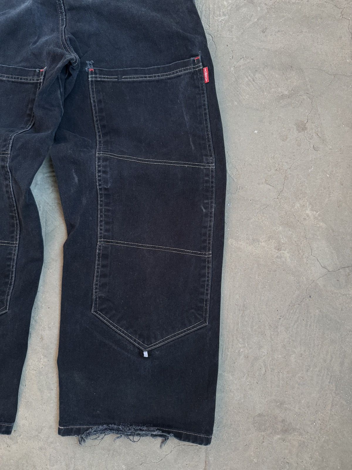 Japanese Brand × Vintage Vintage Big Pockets Distressed Baggy Y2K Denim Pants Size US 31 - 10 Thumbnail