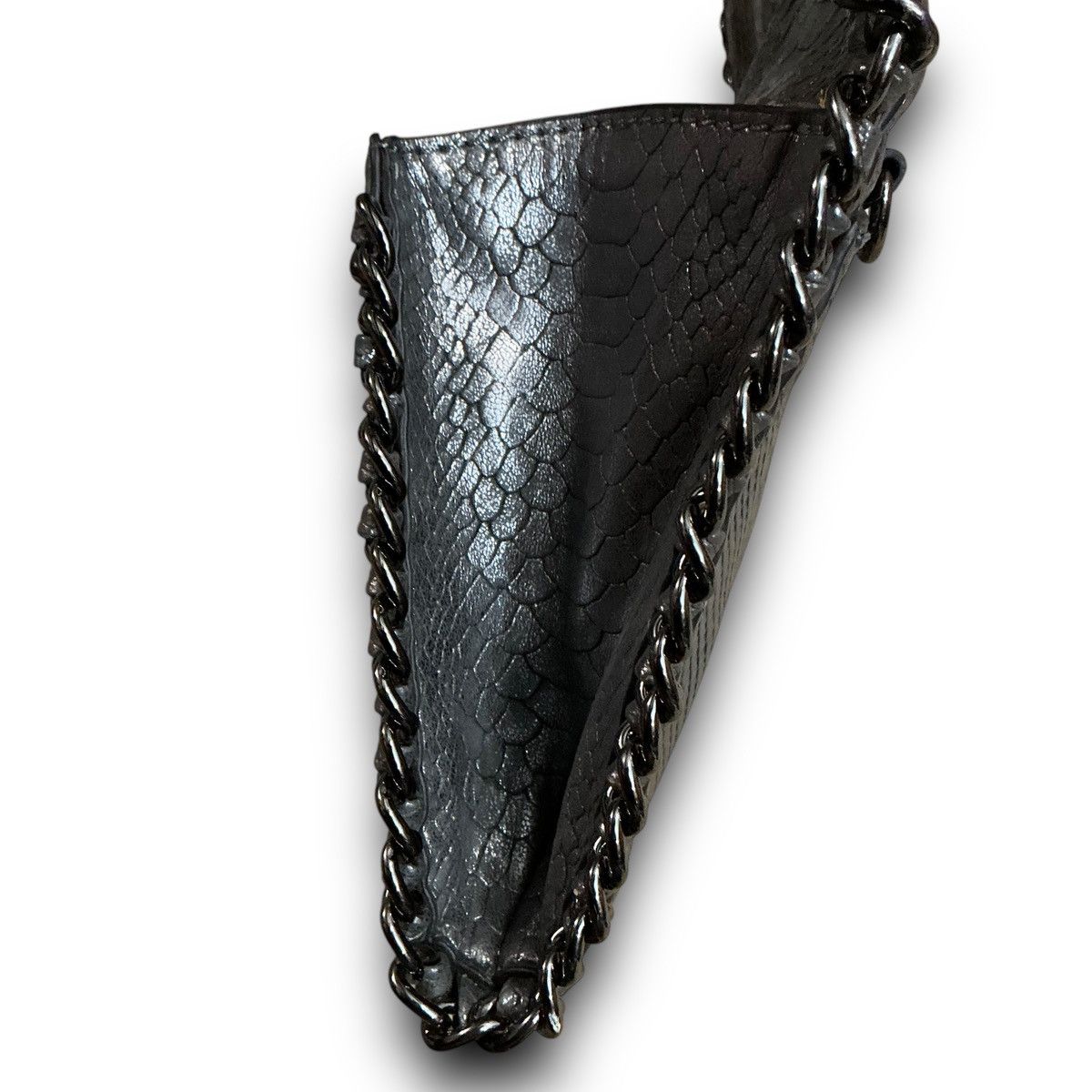 Guess Y2K Silver Guess Faux Snakeskin Embossed Crossbody Clutch Size ONE SIZE - 8 Thumbnail