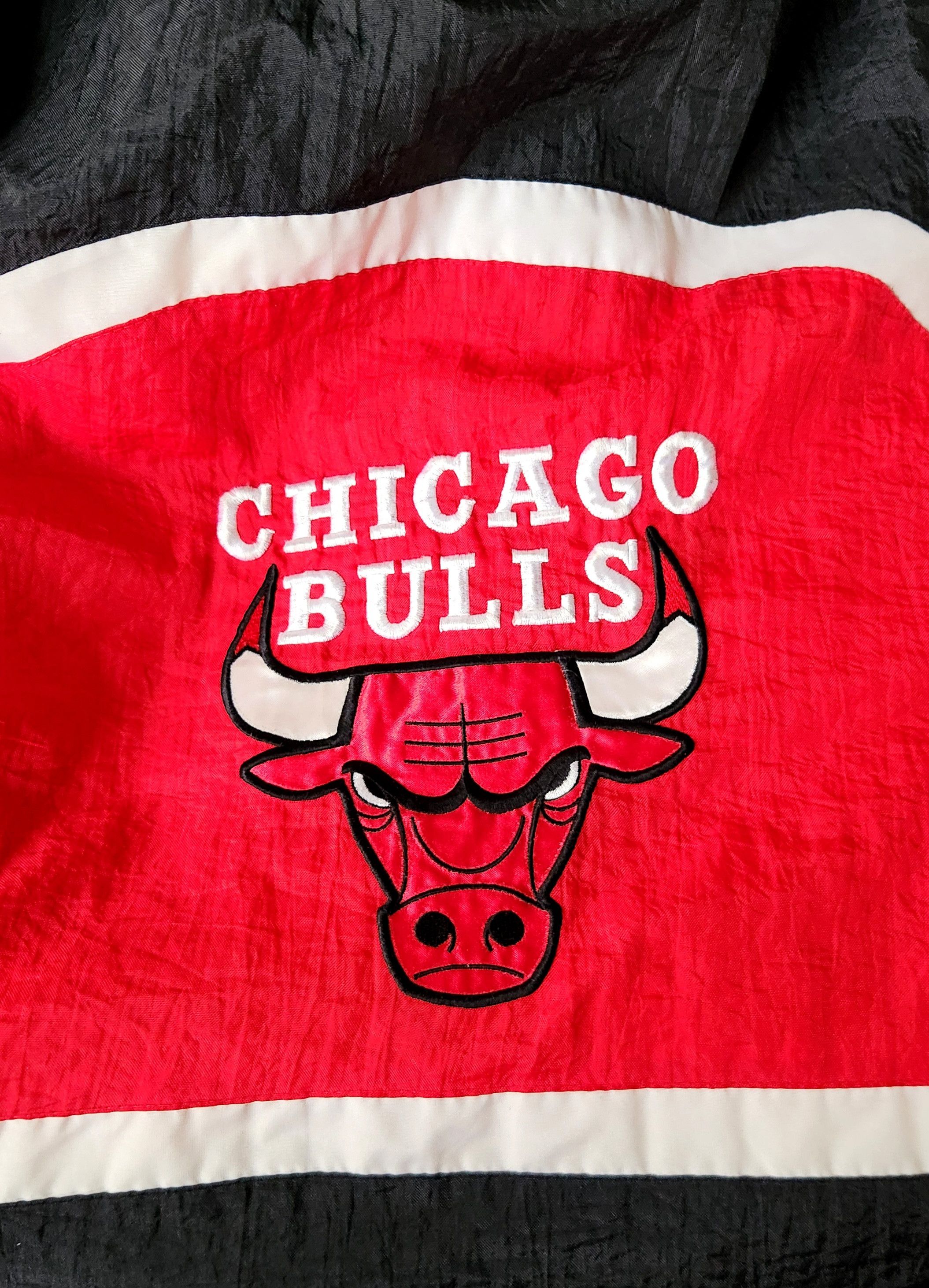 Logo Athletic × Vintage Vintage 90s Chicago Bulls Jacket Puffer Hooded Logo Athletic Size US XL / EU 56 / 4 - 15 Thumbnail