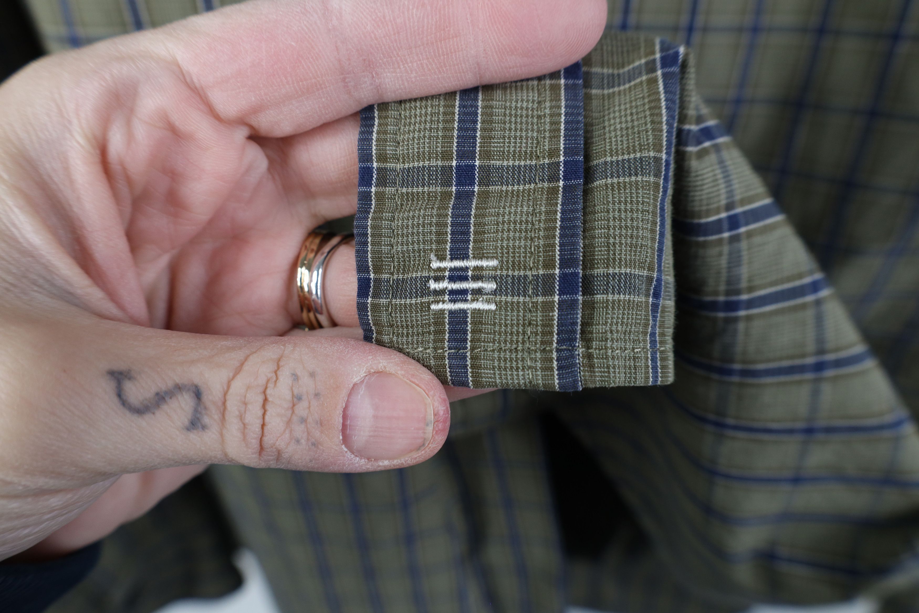 J.Crew Vintage 90s J Crew Collared Button Shirt Green Plaid Cotton Size US XL / EU 56 / 4 - 4 Thumbnail