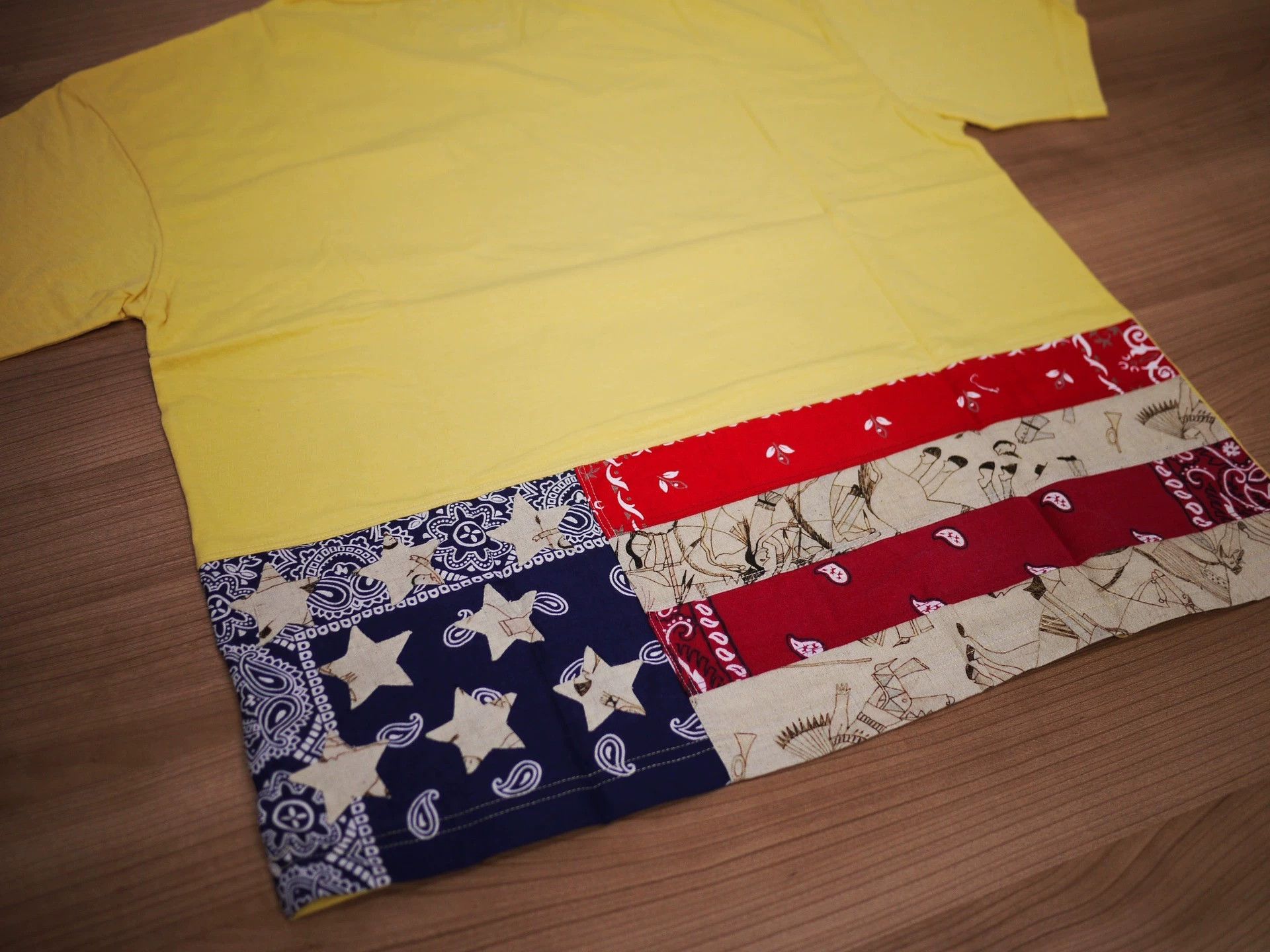 Visvim VISVIM JUMBO TEE STARS YELLOW Size 2/4 Size XS / US 0-2 / IT 36-38 - 2 Thumbnail