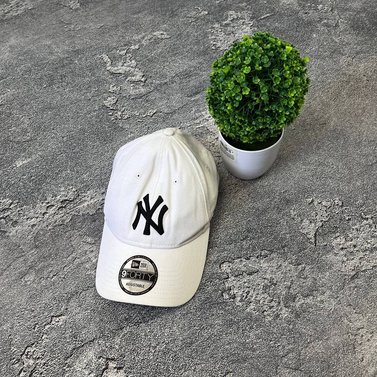 New Era Vintage New Era New York 9FORTY White Spell Out Baseball Hat Size ONE SIZE - 1 Thumbnail