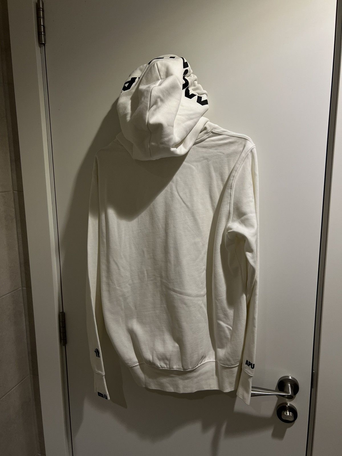 Aape AAPE BY BATHING APE WHITE LOGO HOODIE BRAND NEW Size US M / EU 48-50 / 2 - 3 Thumbnail