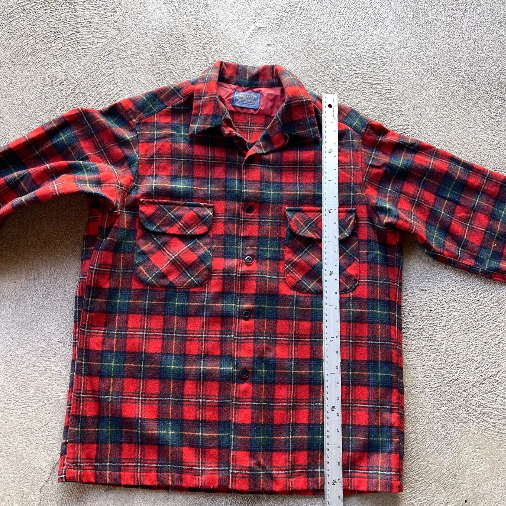 Pendleton VINTAGE Pendleton Shirt Men L Red Wool Plaid Button-Up Collared Long Sleeve Regular Fit Thread: Classic Western Pockets Mens Size US L / EU 52-54 / 3 - 7 Thumbnail
