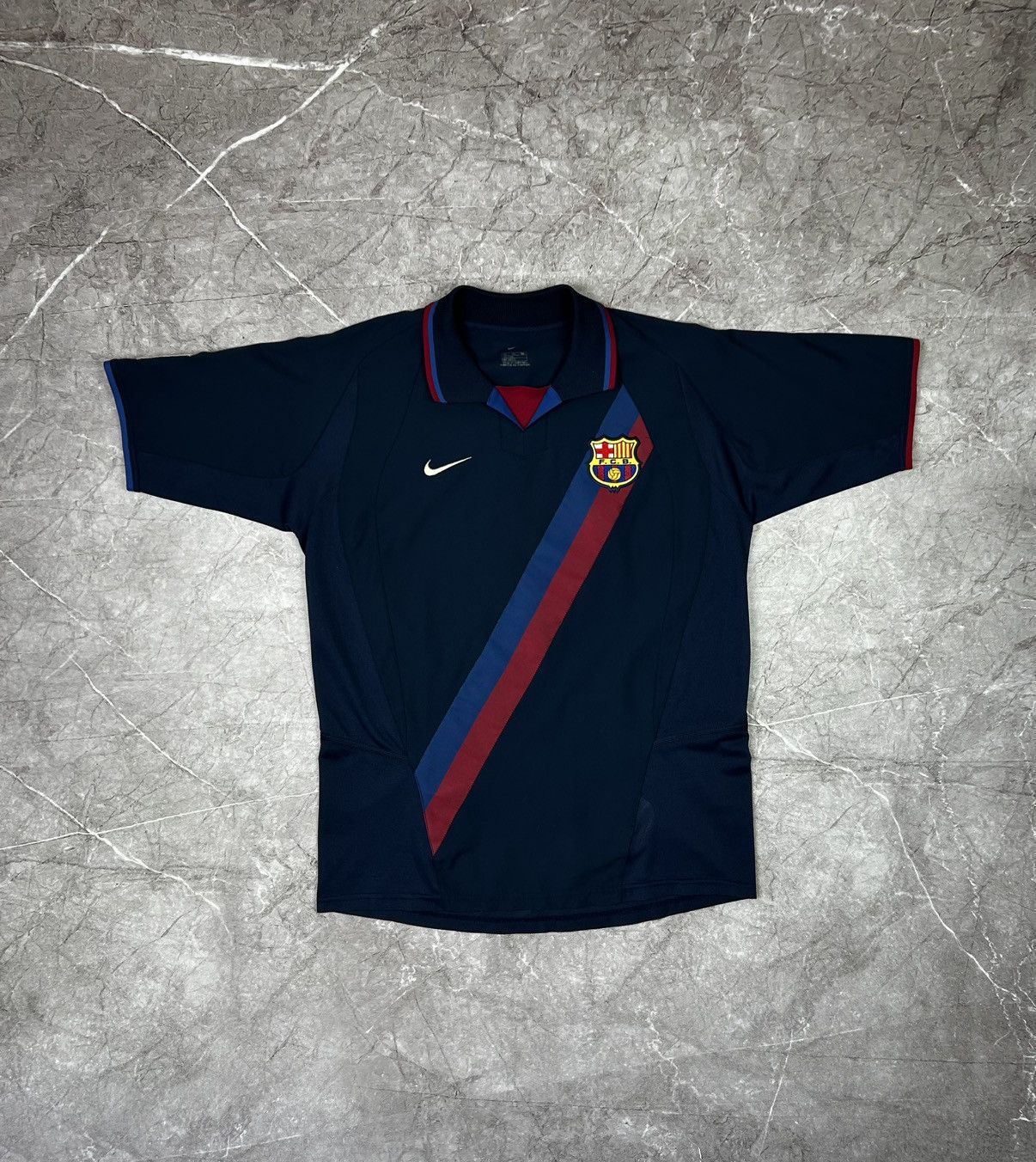 Nike FC Barcelona Nike 2002 2003 2004 Away Football Soccer Jersey Size US S / EU 44-46 / 1 - 2 Thumbnail