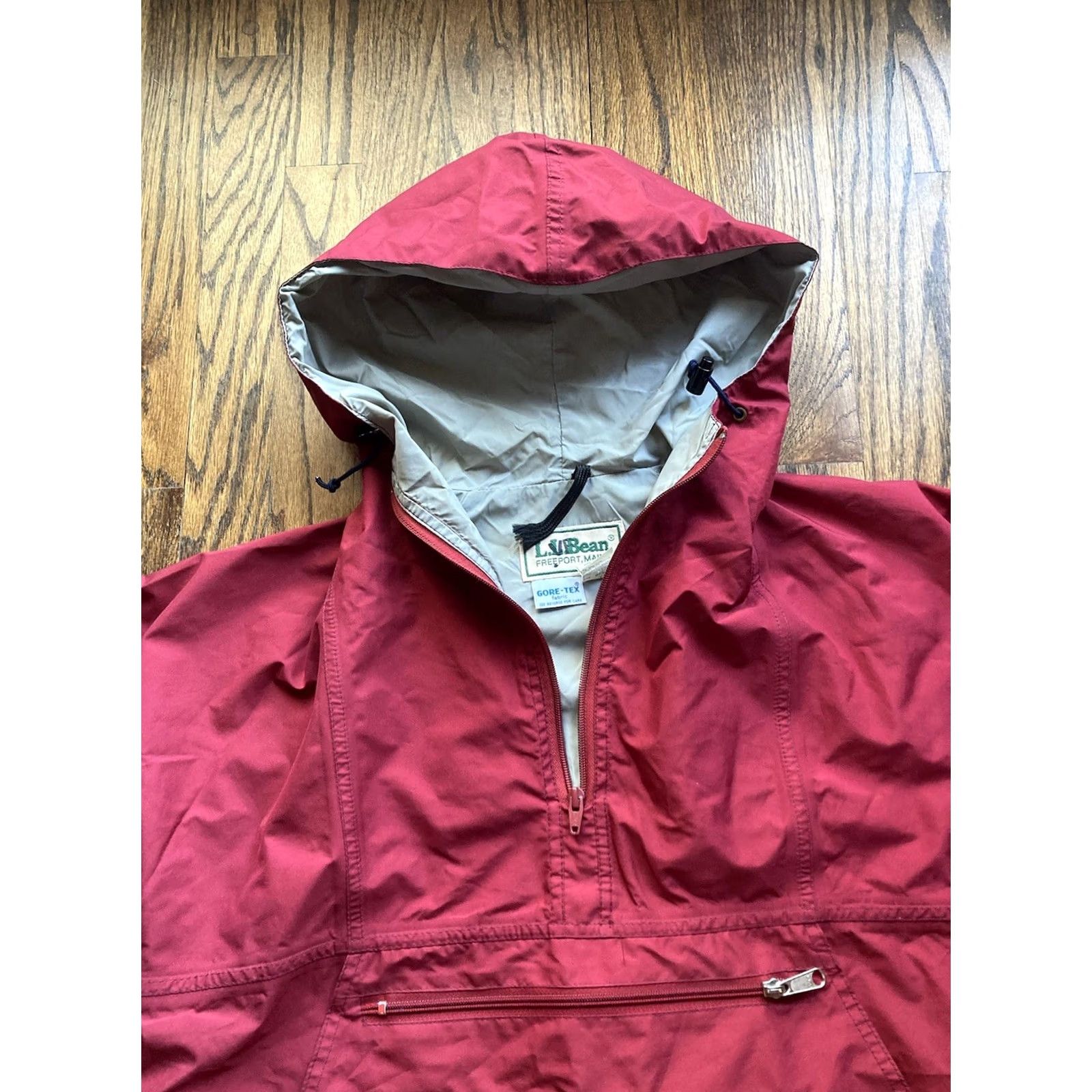 Vintage VINTAGE L.L. Bean Goretex Rain Jacket Womens M Red Rain Coat 80s 90s Windbreaker Anorak Mens Womens Boys Girls) Size M / US 6-8 / IT 42-44 - 4 Thumbnail