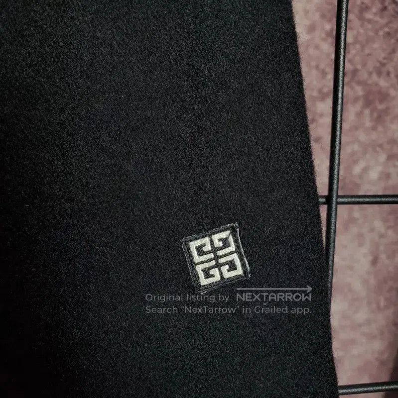 Givenchy Givenchy Black Wool Blend Embroidered Skirt . Size 23" - 6 Thumbnail