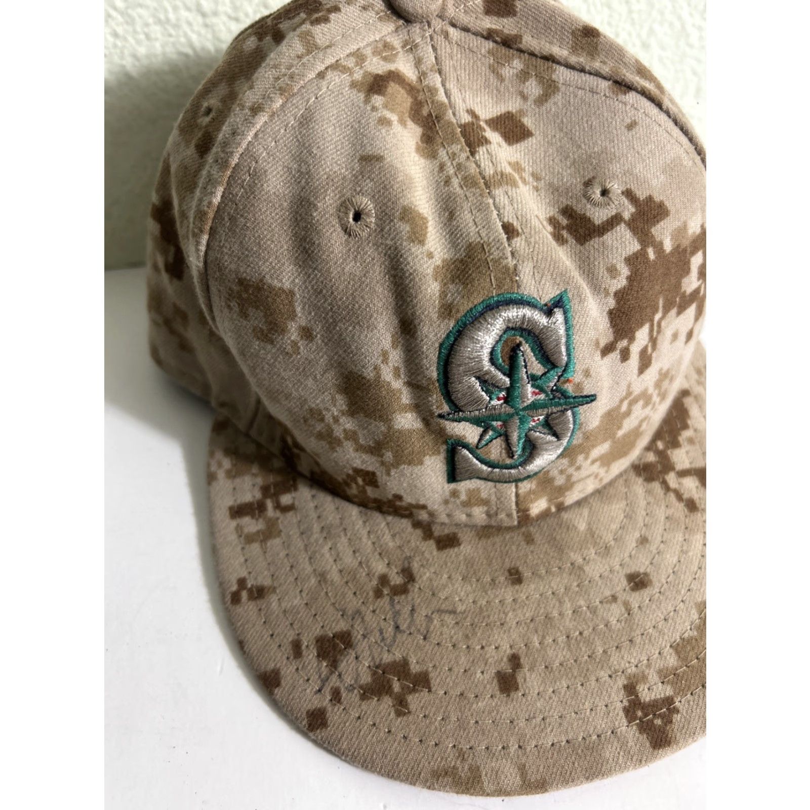 New Era New Era Seattle Mariners MLB Memorial Day Stars Stripes Camo Fitted 7 1/2 Men Baseball Cap Multicolor Camouflage Size ONE SIZE - 2 Thumbnail