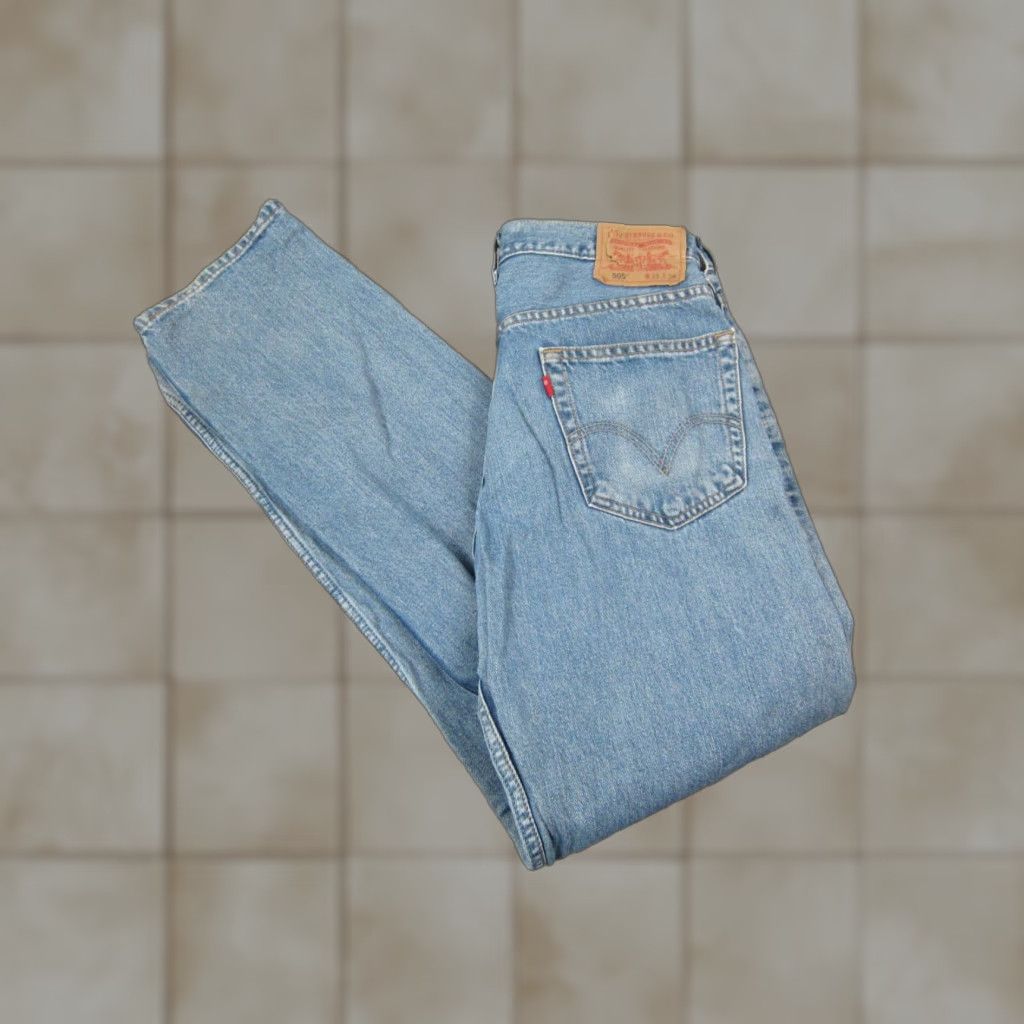Levi's VINTAGE Levi's Jeans 505 Regular Blue 33x34 Mens Straight Denim 5-Pocket Zipper Button Logo Y2K Size US 33 - 1 Thumbnail