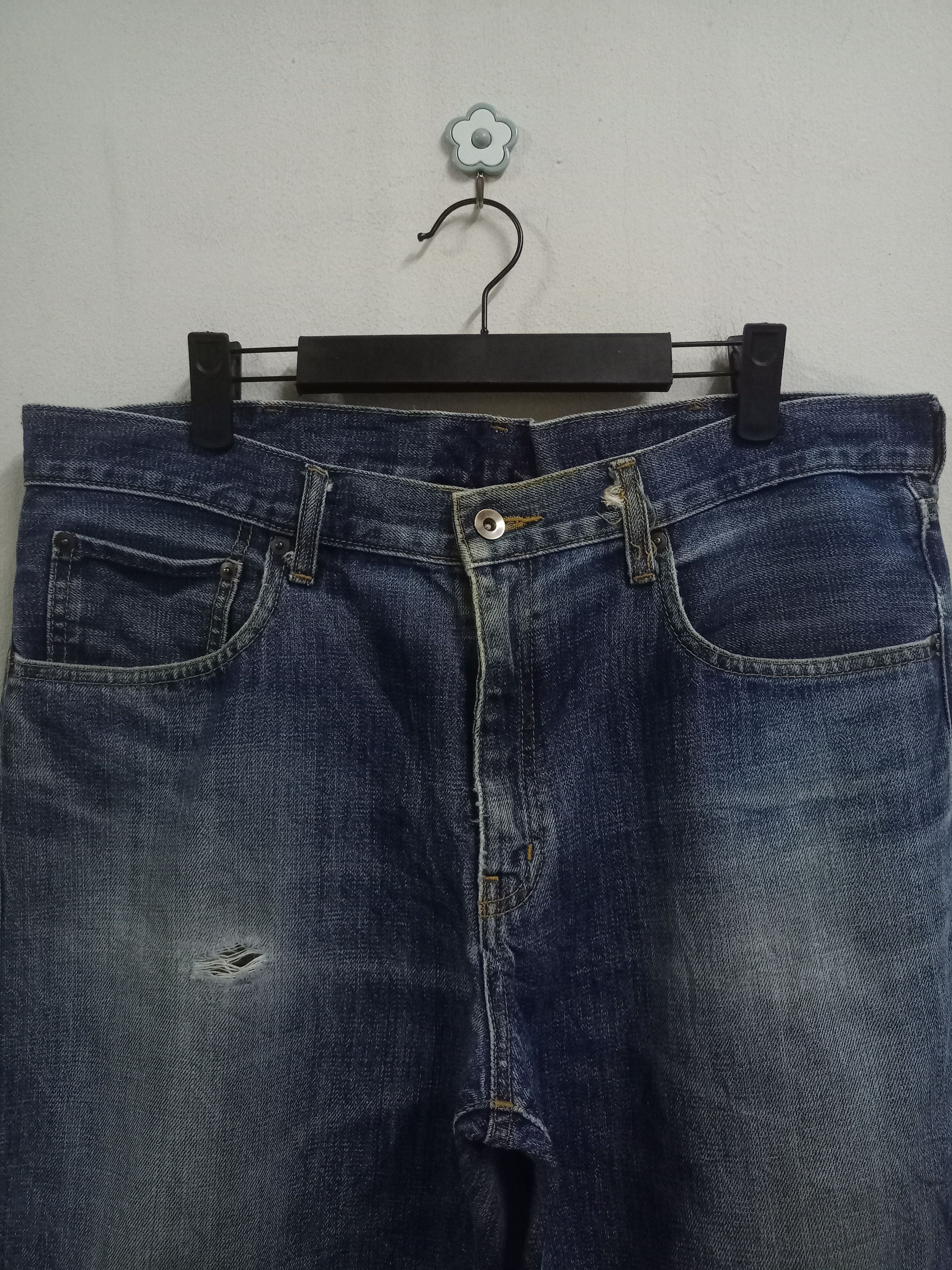 Japanese Brand × Uniqlo Vintage Japanese Uniqlo Distressed Baggy Jeans 36x27 Size US 36 / EU 52 - 4 Thumbnail