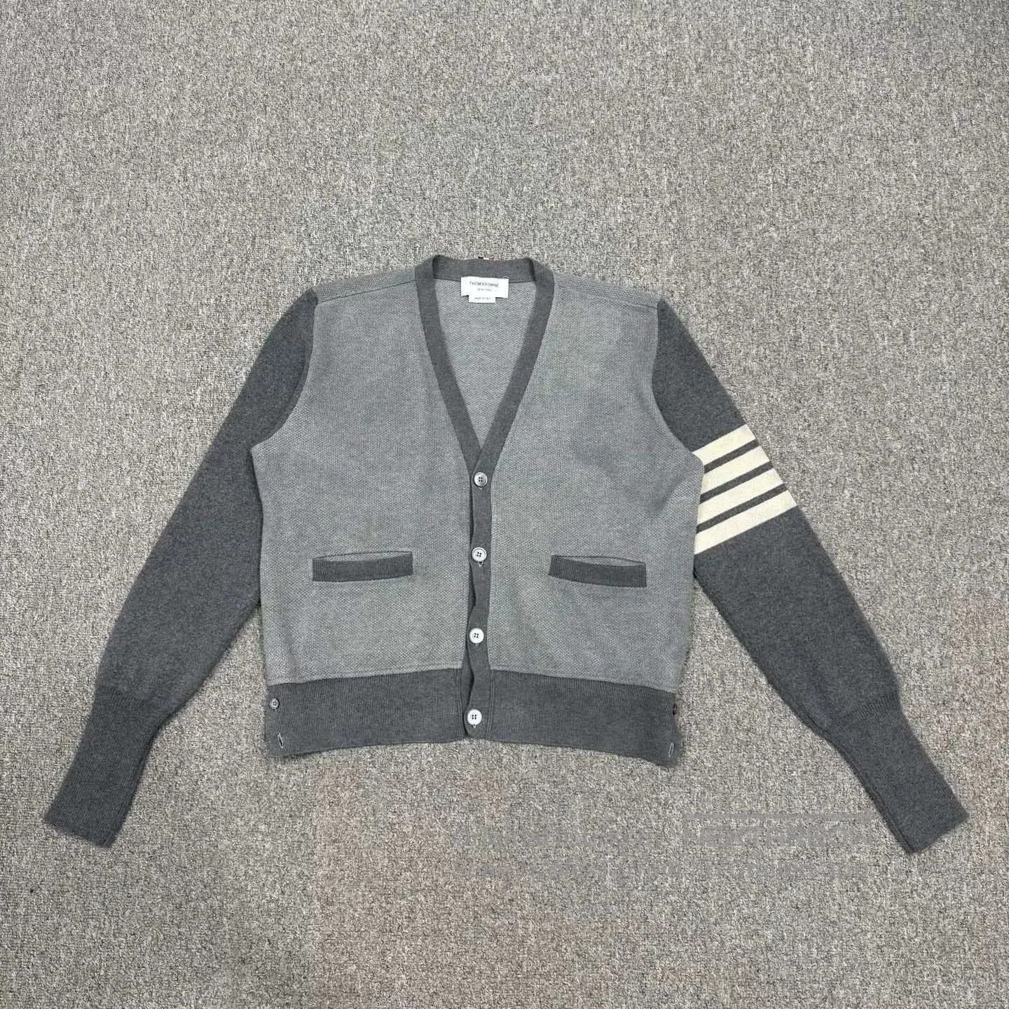 Thom Browne Thom Browne Gray Striped Cardigan. Size US M / EU 48-50 / 2 - 1 Thumbnail