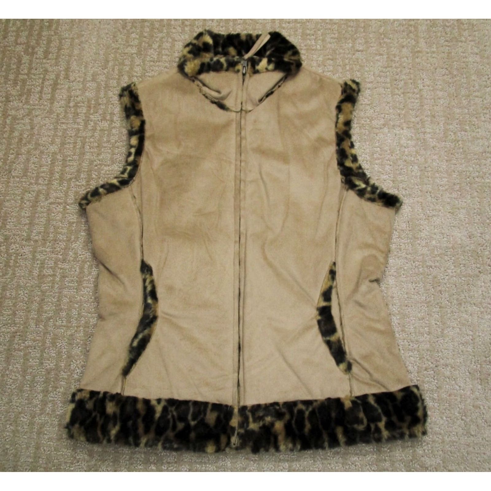 Vintage Cripple Creek Vest Women's Brown Southwestern Leopard Print Sherpa Knit Zip Pockets All Seasons Regular M Size M / US 6-8 / IT 42-44 - 2 Thumbnail