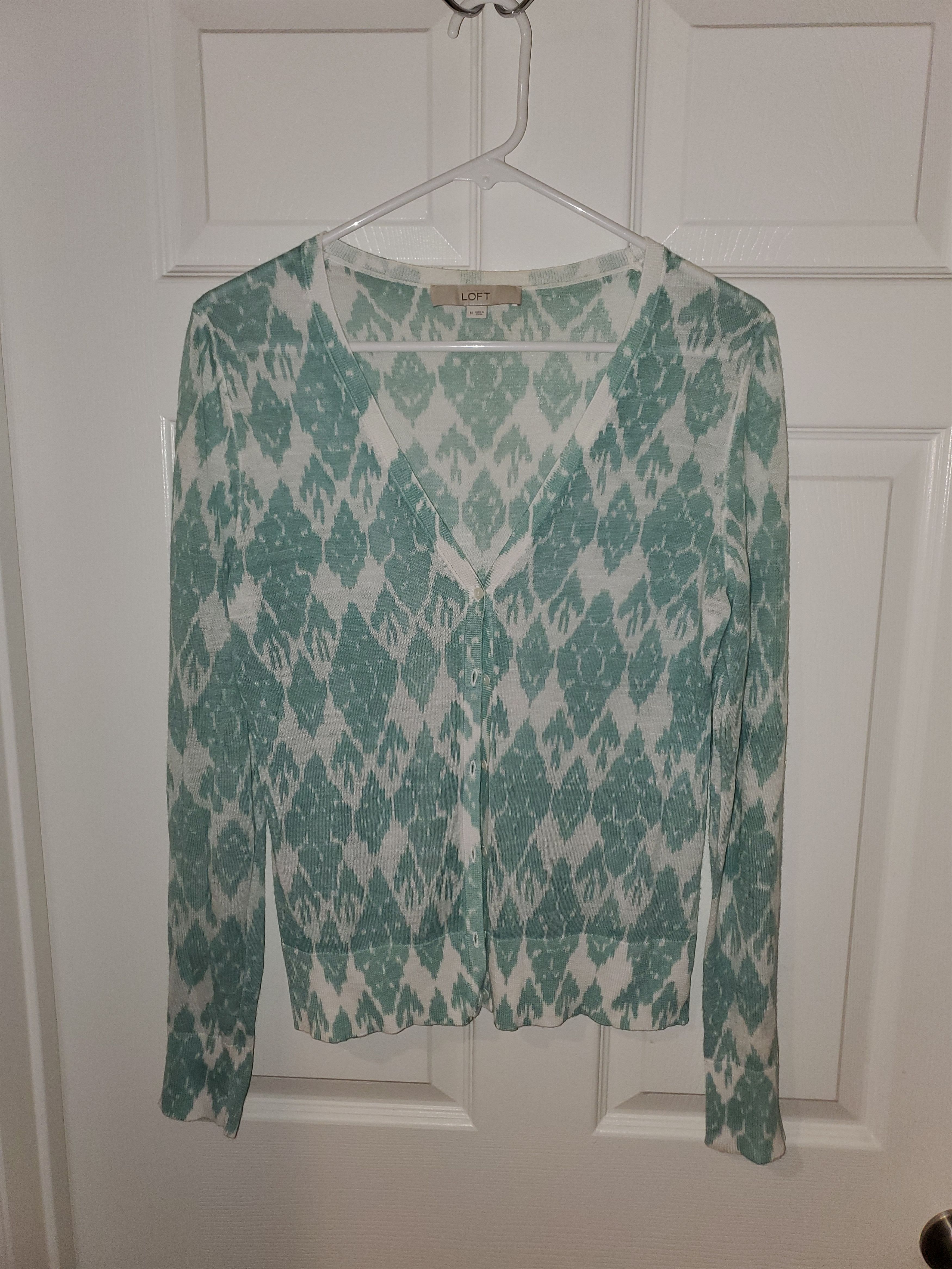 Ann Taylor Ann Taylor Loft Lightweight Cardigan (size M) Size M / US 6-8 / IT 42-44 - 1 Thumbnail