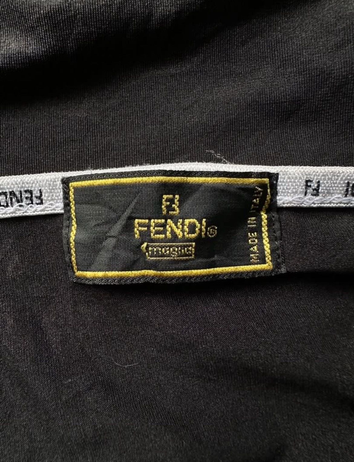 Fendi Vintage Fendi Longsleeve T shirt Size US S / EU 44-46 / 1 - 3 Thumbnail