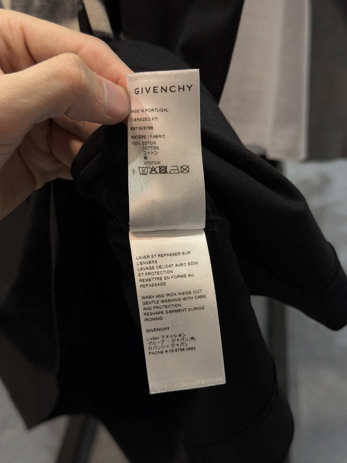 Givenchy Mens T-Shirt Givenchy Paris Black White $550 Retail Size XL Size US XL / EU 56 / 4 - 10 Thumbnail