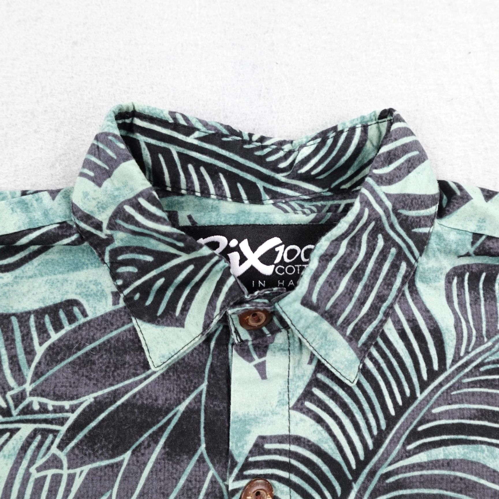 RIXO RIX Shirt Mens Small Green Black Hawaiian Aloha Banana Leaves Button-Up Camp Shirt Short Sleeve Beach Tropical Mens Size US S / EU 44-46 / 1 - 2 Thumbnail