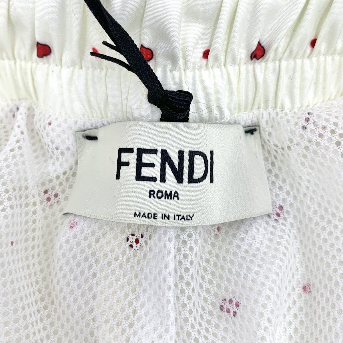 Fendi Fendi Beige All-over Heart Printed Casual Shorts K26WX Size 27" / US 4 / IT 40 - 5 Thumbnail