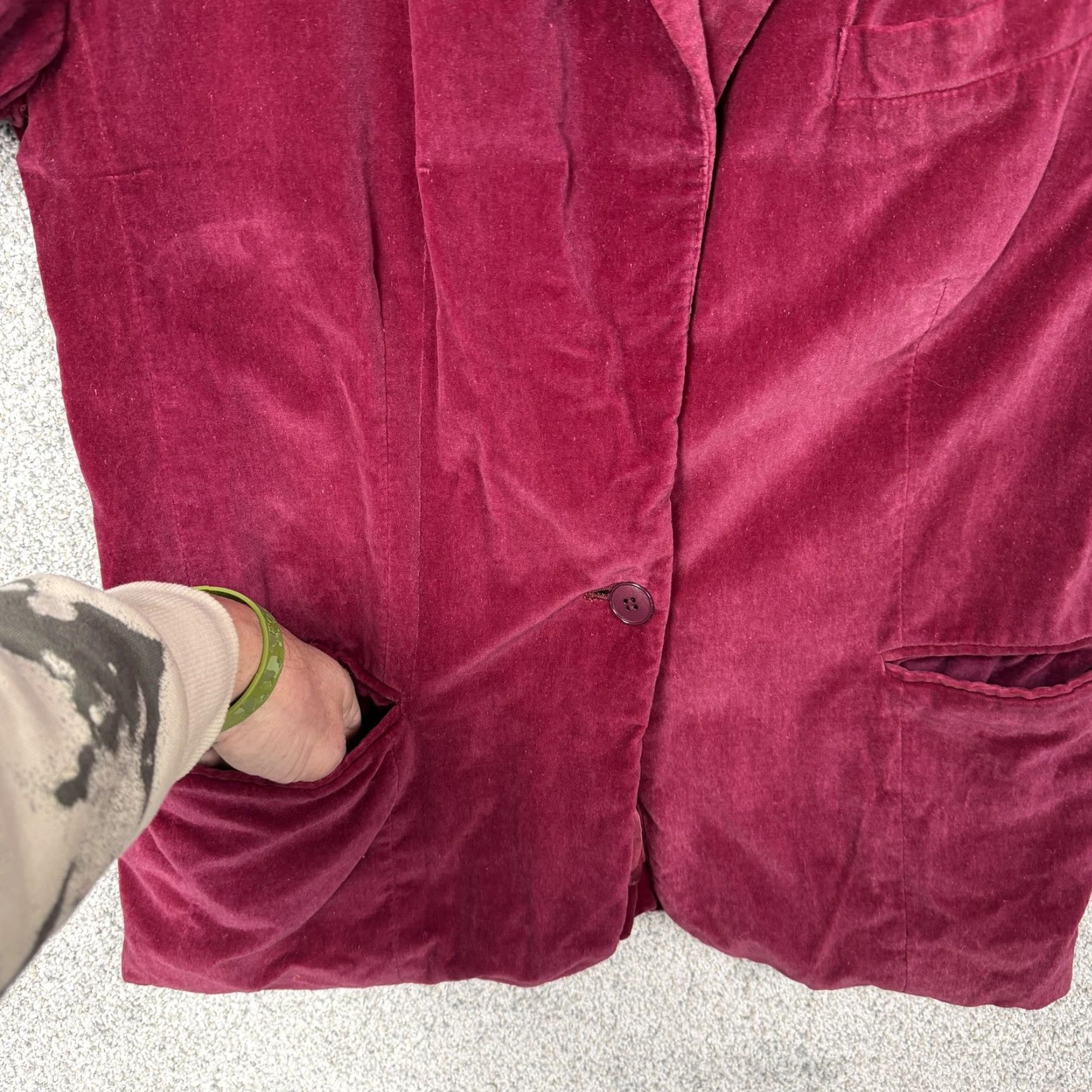 Vintage VINTAGE Leslie Fay Velvet Blazer Women's 8 Red Notch Lapel One-Button 80s 90s Dark Academia Preppy blazer jacket Size M / US 6-8 / IT 42-44 - 4 Thumbnail